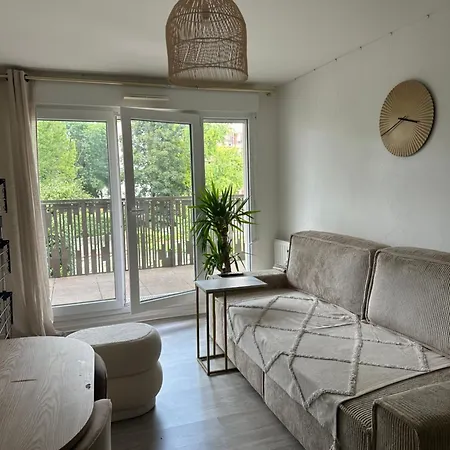 Apartament Spacieux A 30mn De Paris Au Pied De La Gare *